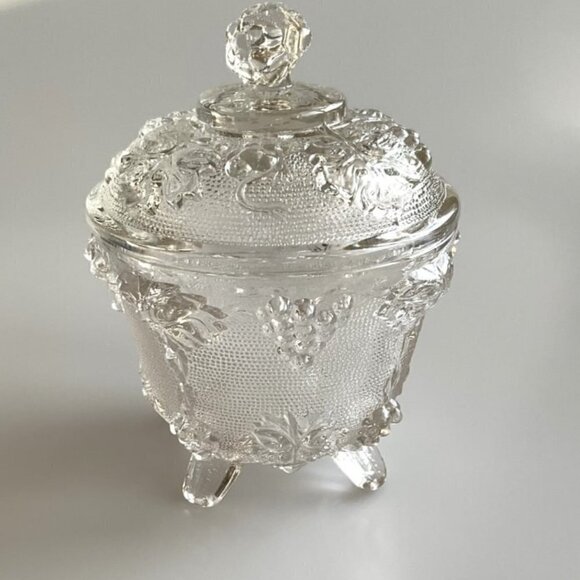 VINTAGE JEANNETTE GLASS CANDY DISH - Picture 1 of 7